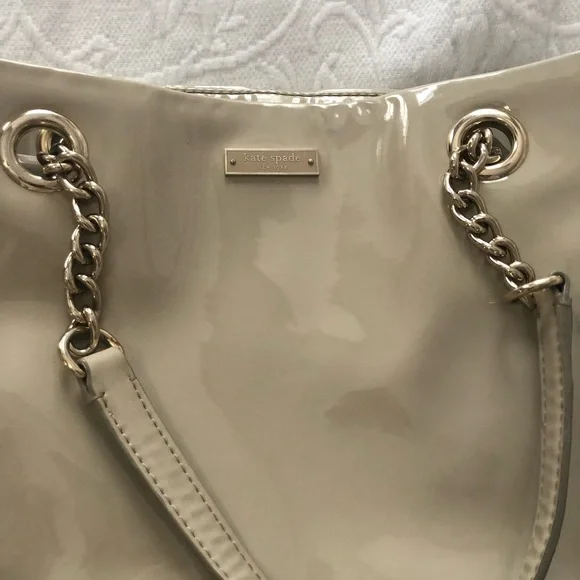 ❌SOLD❌Kate Spade Patent leather bag - Picture 8 of 9